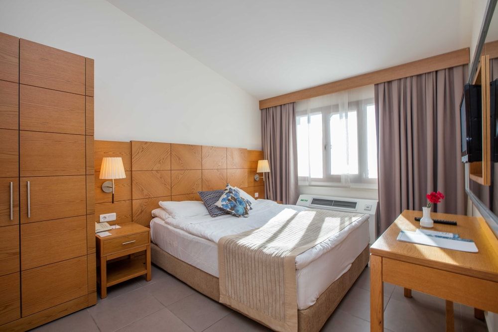 Hôtel Pine Bay Holiday Resort 5* pas cher photo 77