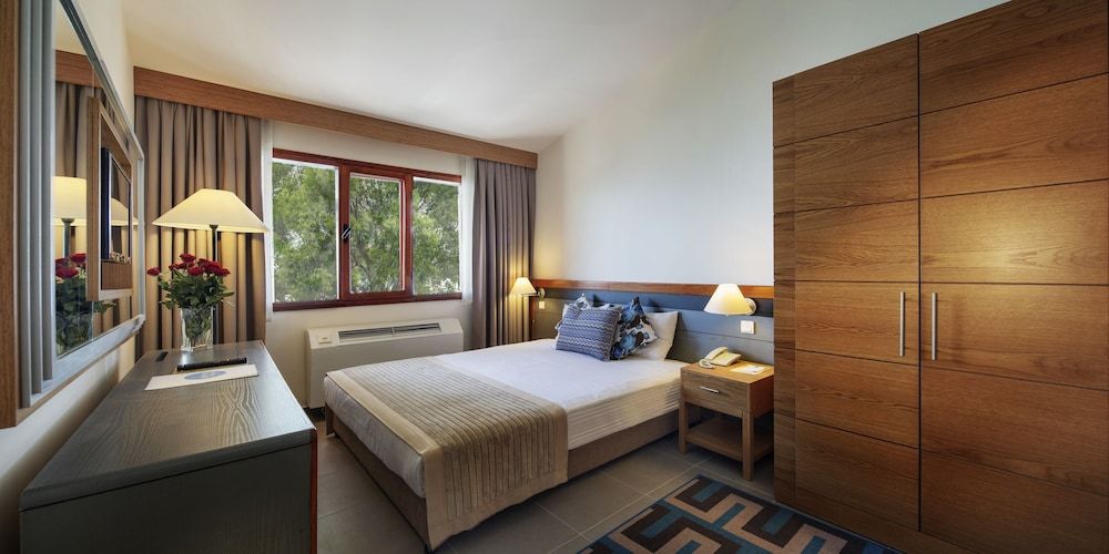Hôtel Pine Bay Holiday Resort 5* pas cher photo 83