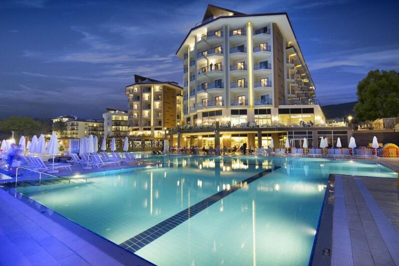 Ramada Resort Kusadasi & Golf 5* pas cher