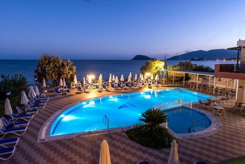 Mediterranean Beach Resort 5* pas cher