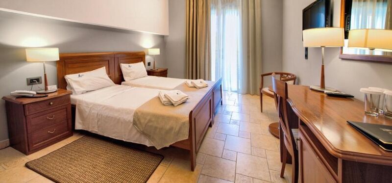 Mediterranean Beach Resort 5* pas cher photo 5