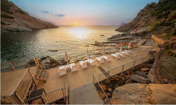 Arbatax Resort Borgo – Cala Moresca 4* avec Location de voiture pas cher