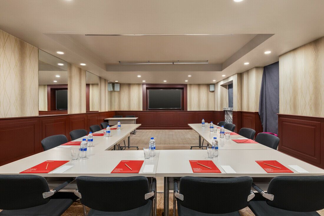 Hôtel Ramada By Wyndham Istanbul Pera 4* pas cher