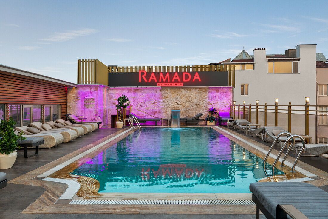 Hôtel Ramada By Wyndham Istanbul Pera 4* pas cher photo 4