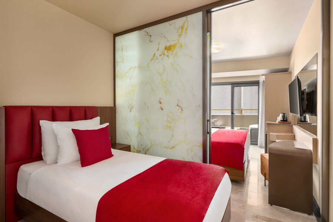 Hôtel Ramada By Wyndham Istanbul Pera 4* pas cher photo 10