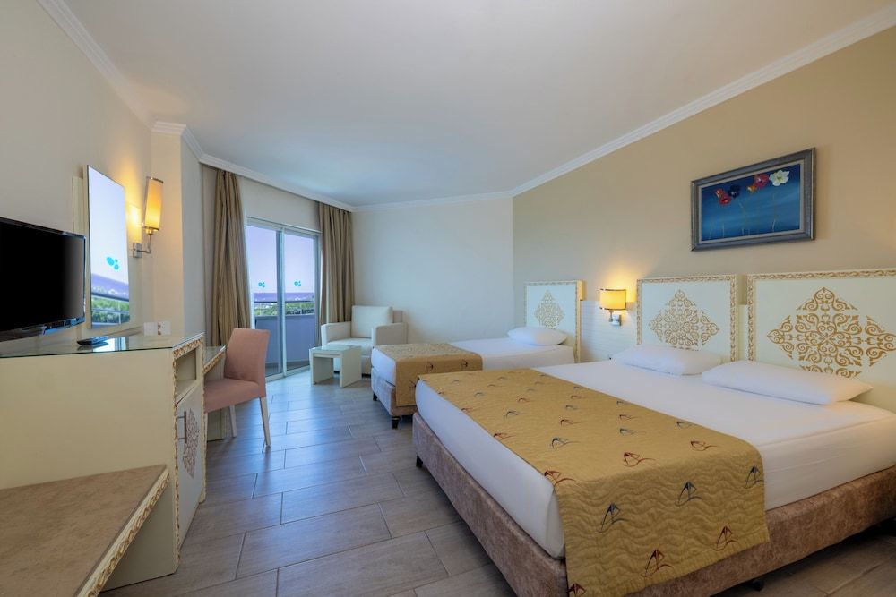 Hôtel Crystal Admiral Resort Suite et Spa 5* pas cher photo 32