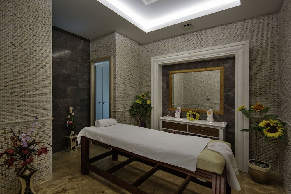 Hôtel Crystal Admiral Resort Suite et Spa 5* pas cher photo 52