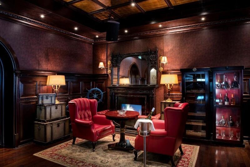 Media Rotana Hotel 5* pas cher