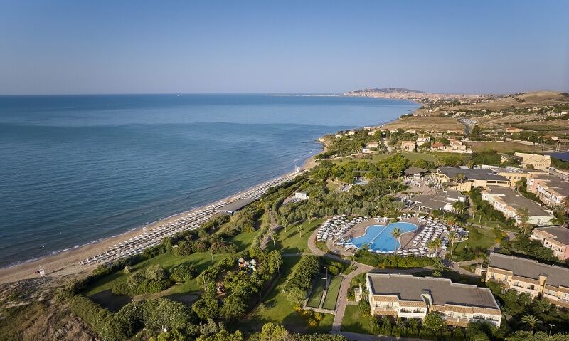 Serenusa Resort 4* pas cher