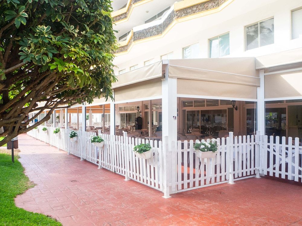 Hôtel BlueSea Puerto Resort 4* pas cher