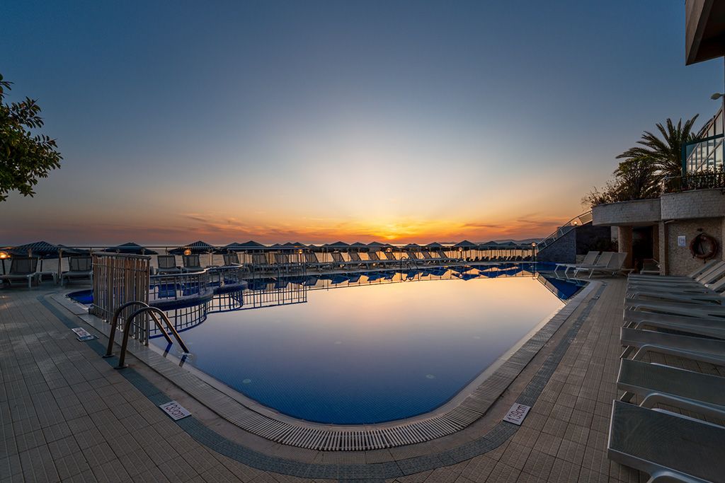 Hôtel Aska Just In Beach 5* pas cher photo 1