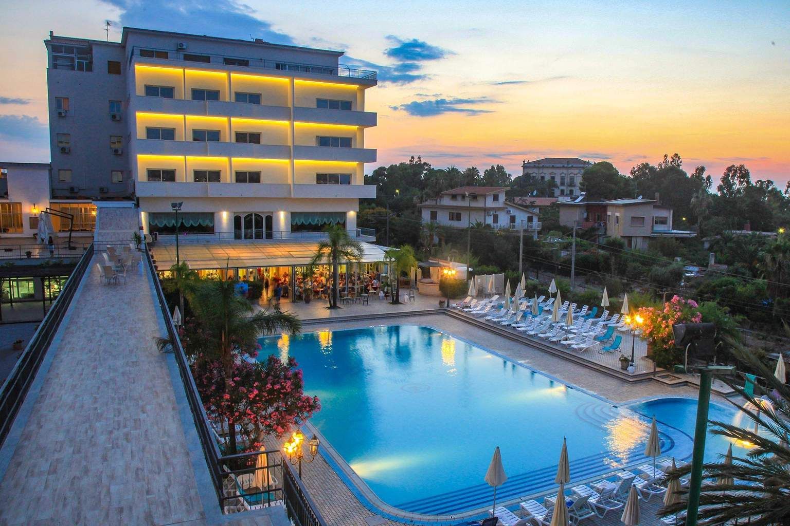 Hôtel Santa Lucia Le Sabbie d'Oro 4* pas cher