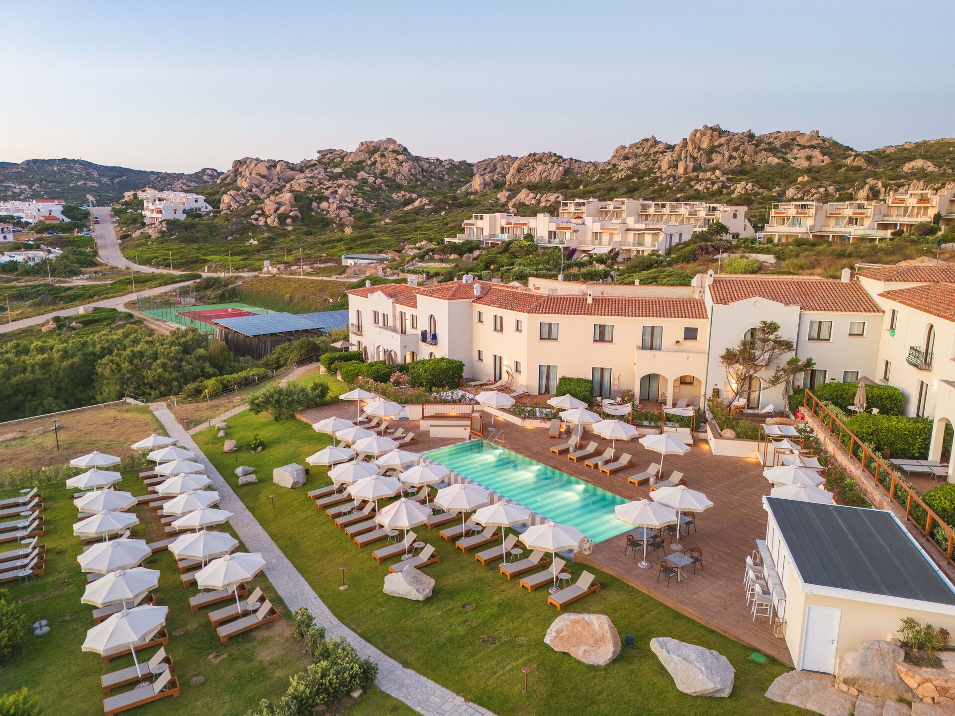 Jet tours Signature Mangia's Santa Teresa Sardinia, Curio Collection by Hilton 5* pas cher photo 2