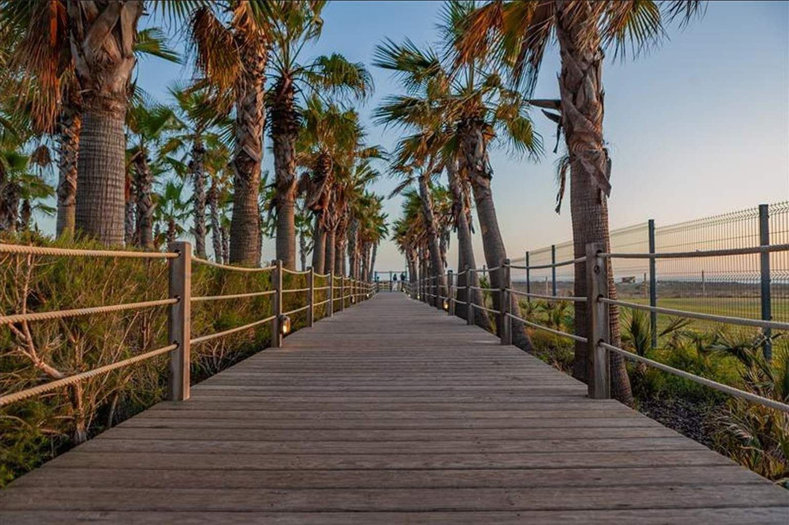 Hôtel Wine et Books by The Sea 5* (anciennement Vidamar Resort) pas cher