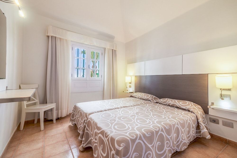 Apartamentos LIVVO Las Gaviotas 3* pas cher photo 20