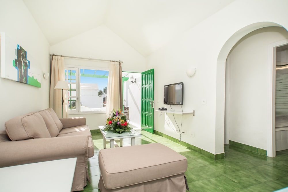 Apartamentos LIVVO Las Gaviotas 3* pas cher photo 63