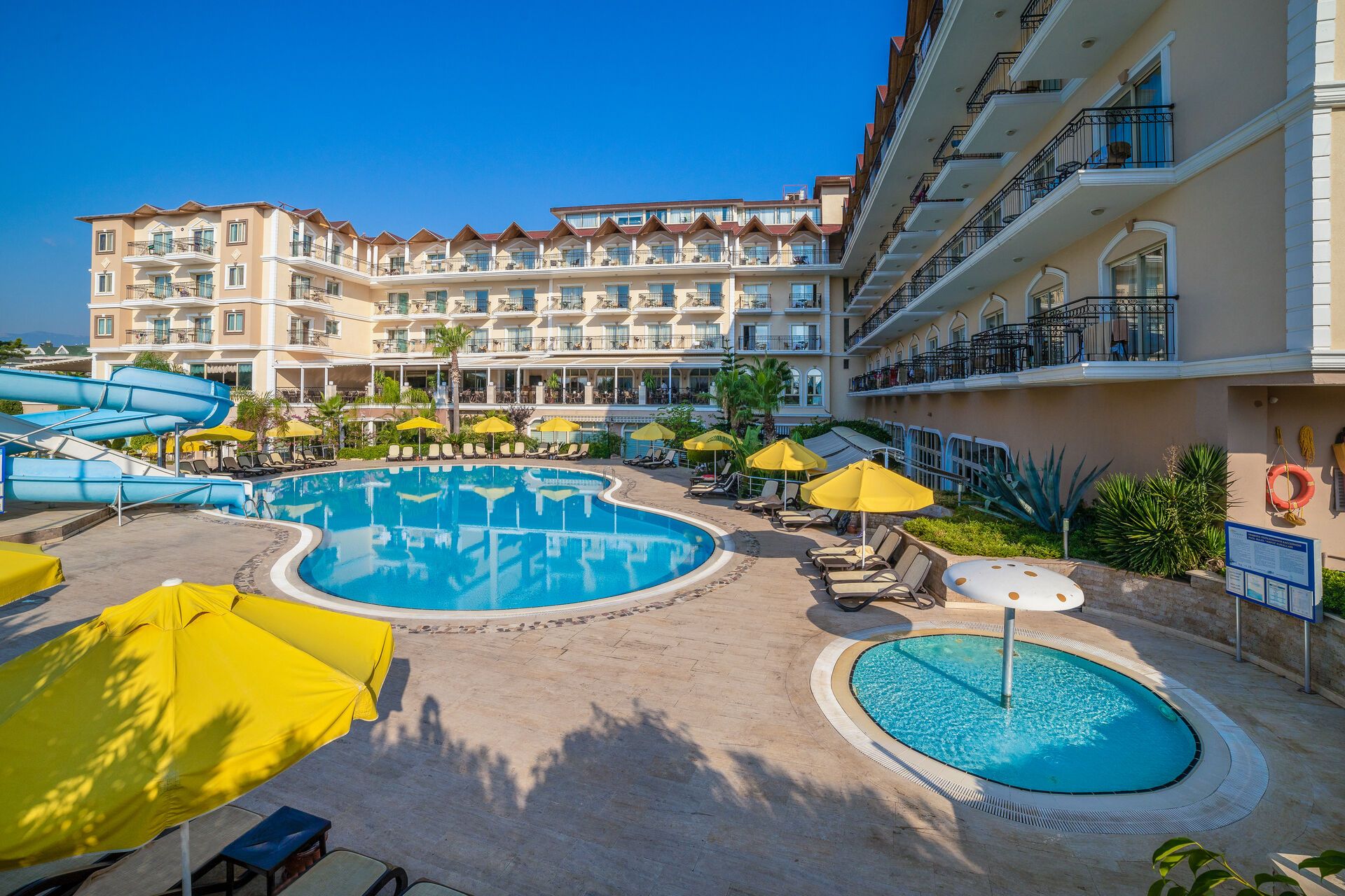 Hôtel L'Oceanica Beach Resort 5* pas cher photo 3