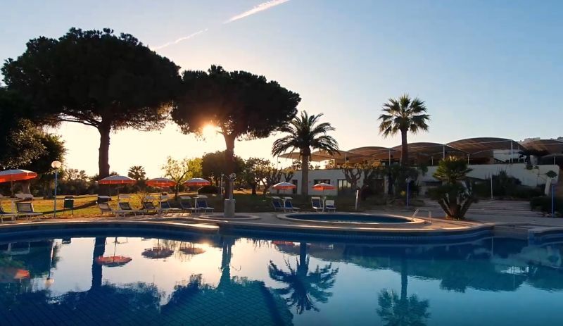 MClub Alicudi 4* avec location de voiture pas cher