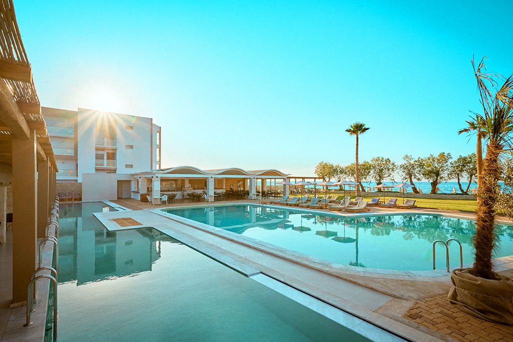 Malia Bay Beach Hôtel et Bungalows 4* pas cher photo 2