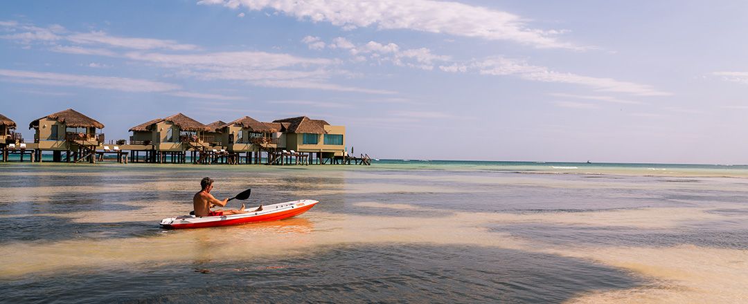 Palafitos Overwater Bungalows 5* pas cher photo 1