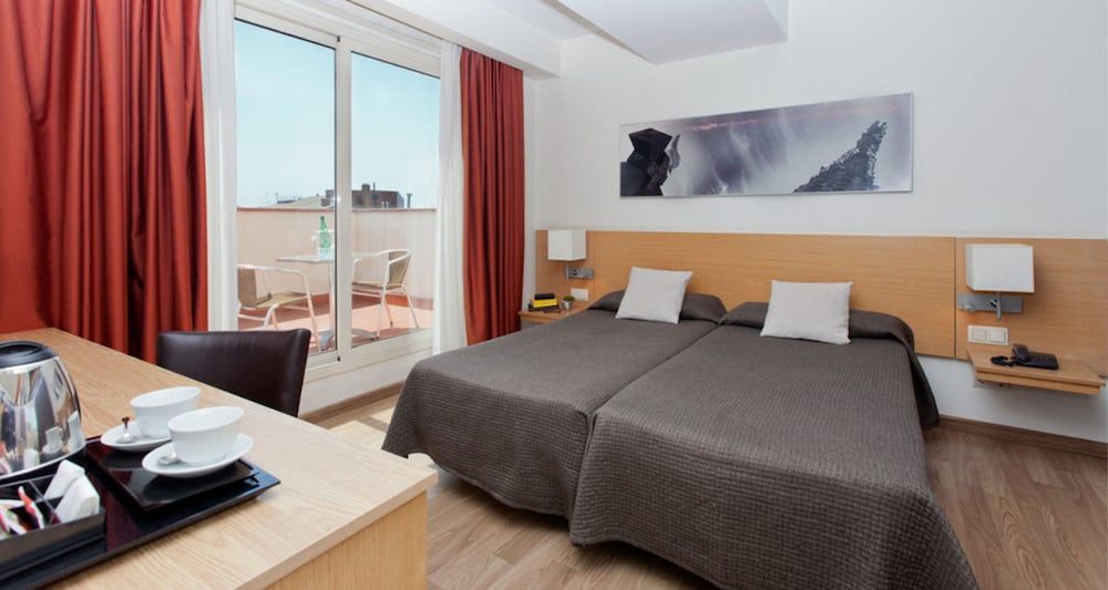 Hôtel Sagrada Familia 3* pas cher photo 32