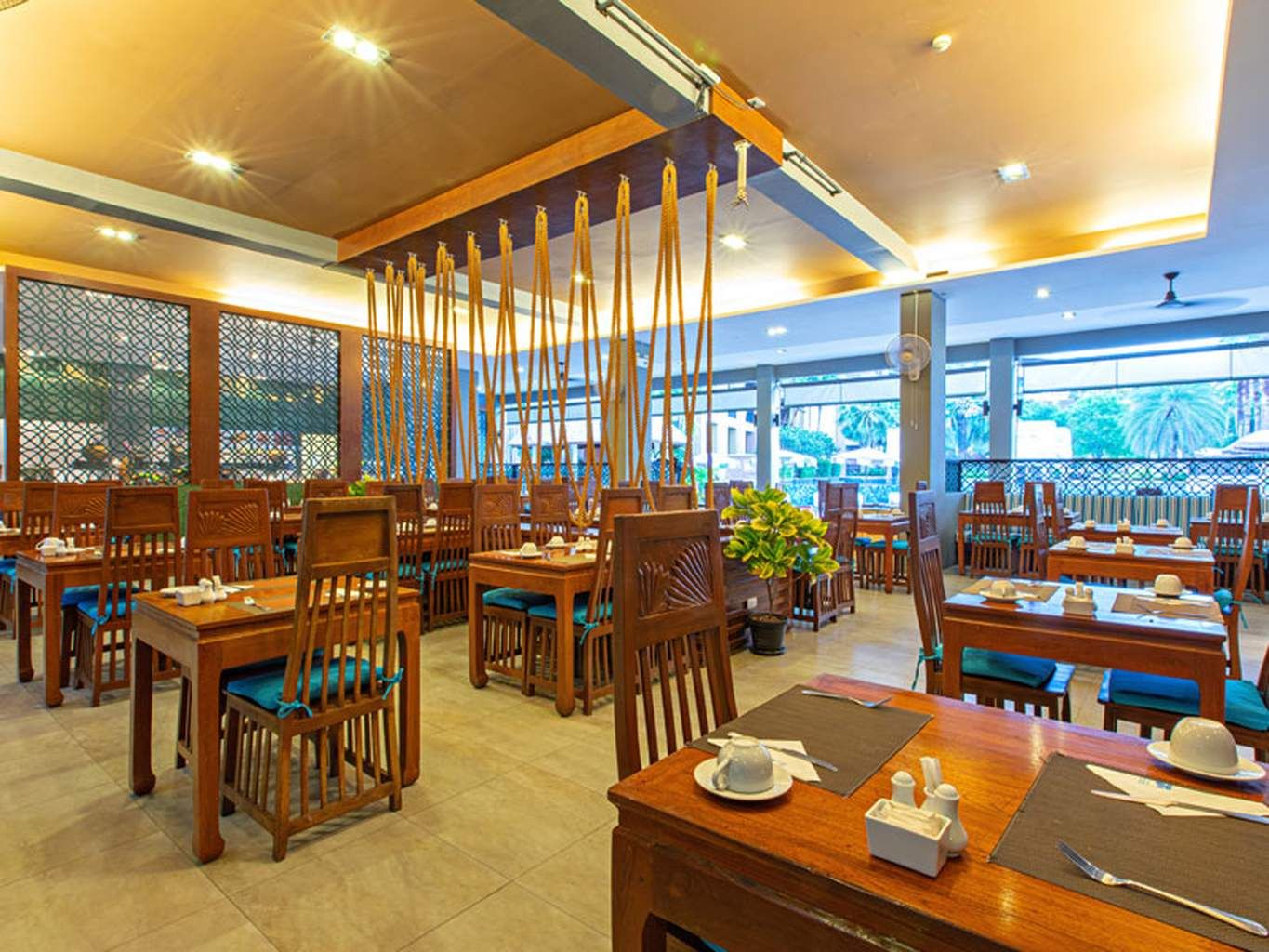Hôtel Rawai Palm Beach Resort 4* pas cher photo 1