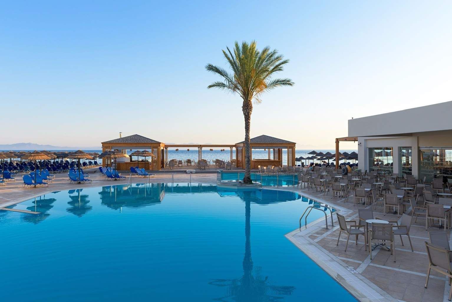 Avra Beach Resort 4* pas cher photo 3