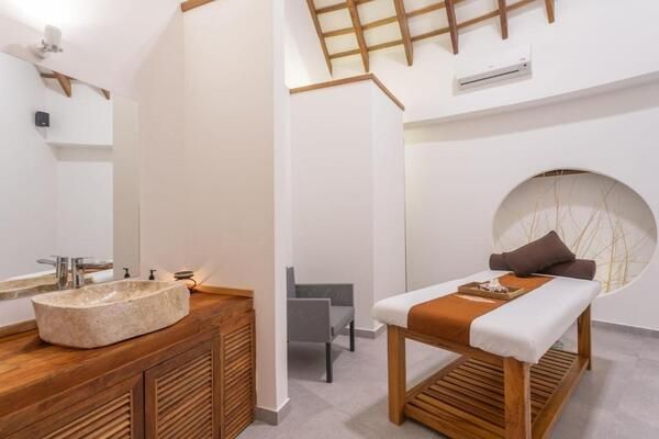 Maldives, Cinnamon Velifushi 5* - Vols Flex pas cher photo 2