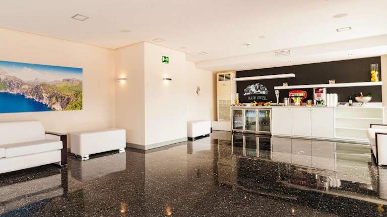 Globales Palmanova - 4* pas cher photo 1