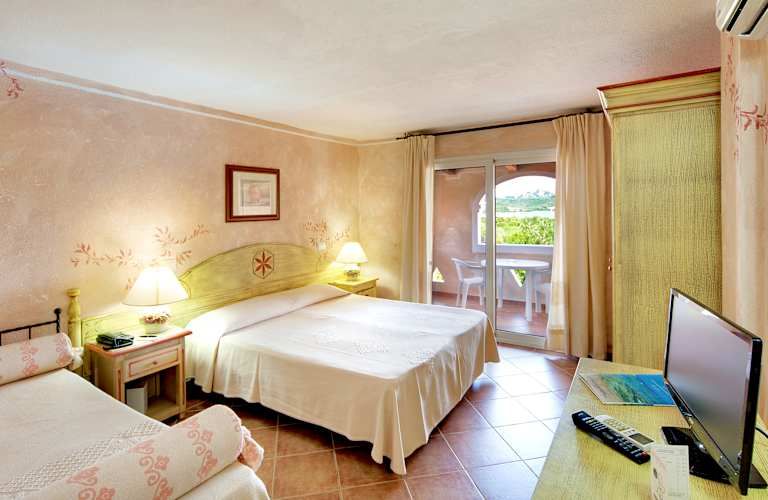 Colonna Beach Hotel Marinella - 4* pas cher photo 3