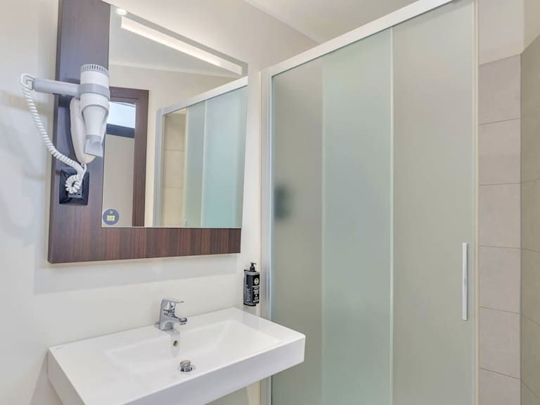 B&B HOTEL Como Camerlata - 3* pas cher photo 7