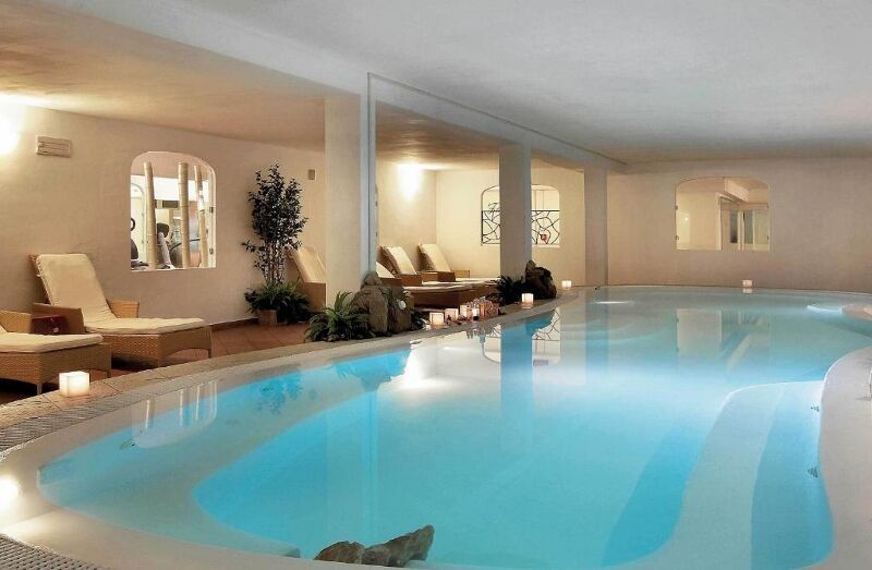 Colonna Resort 5* avec Location de Voiture pas cher