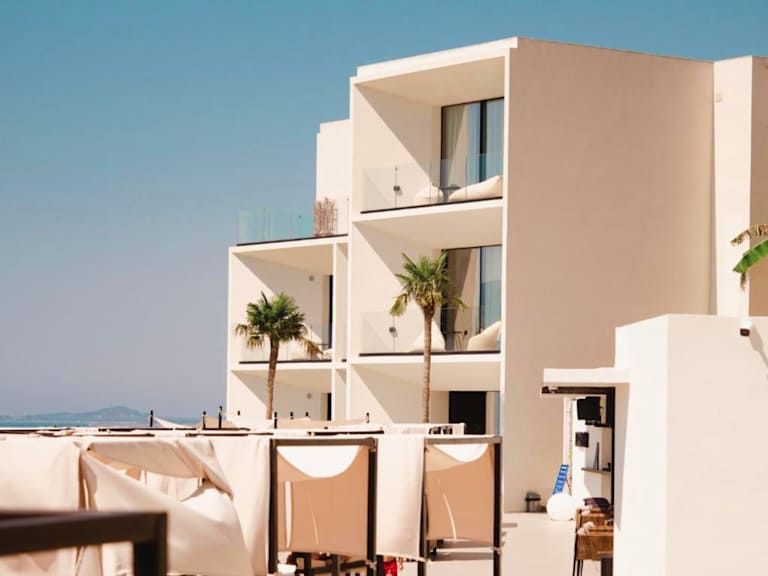 Nobus Hotel - 4* pas cher photo 1