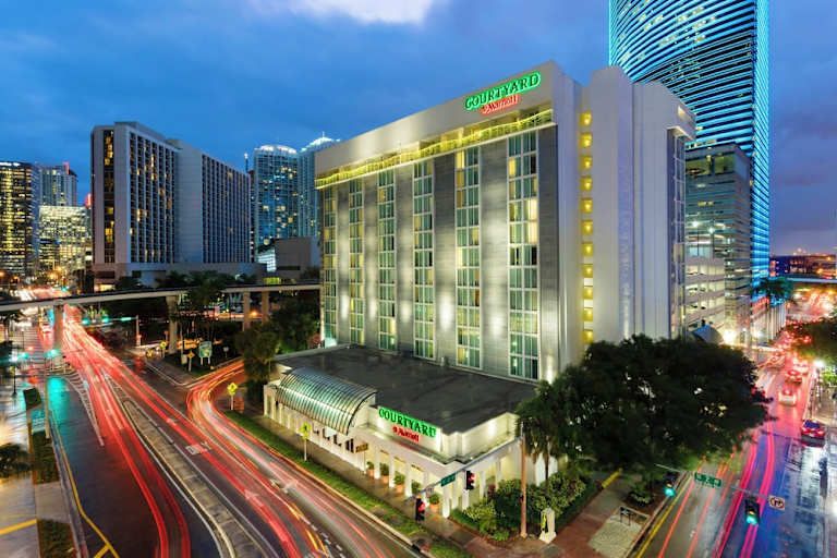 Courtyard Miami Downtown/Brickell Area - 3* pas cher photo 1