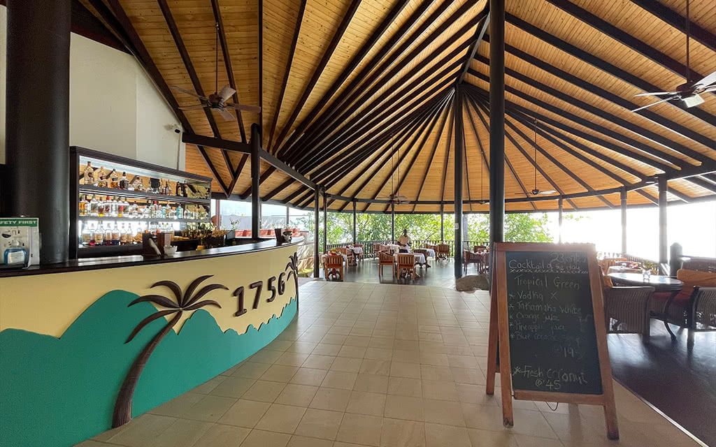 Hôtel Cerf Island Resort - tout compris 3* pas cher photo 1