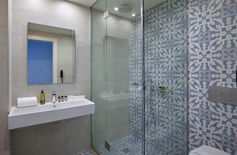 Vasia Boulevard Boutique - Adults Only - 5* pas cher photo 3