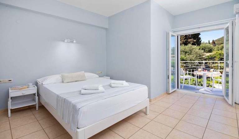 Bella Vista Hotel and Studios - 3* pas cher photo 2