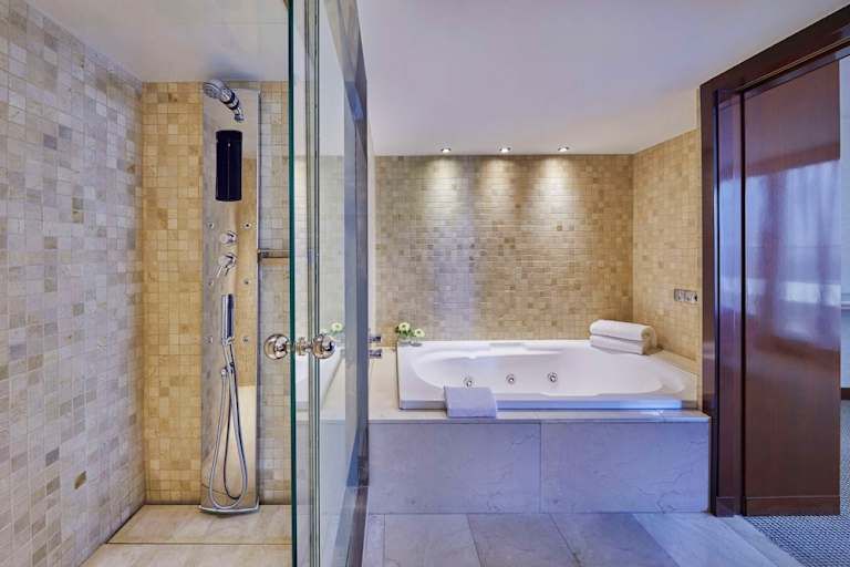 Hyatt Regency Barcelona Tower - 5* pas cher photo 5