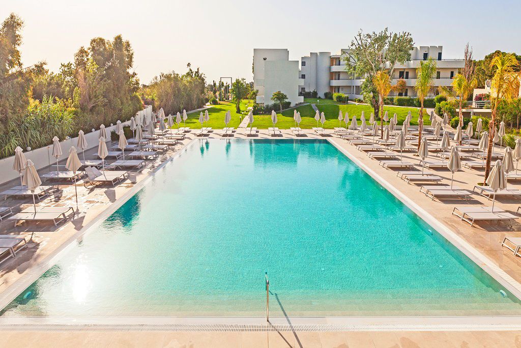 Hôtel Blue Sea Holiday Village 4* pas cher photo 1