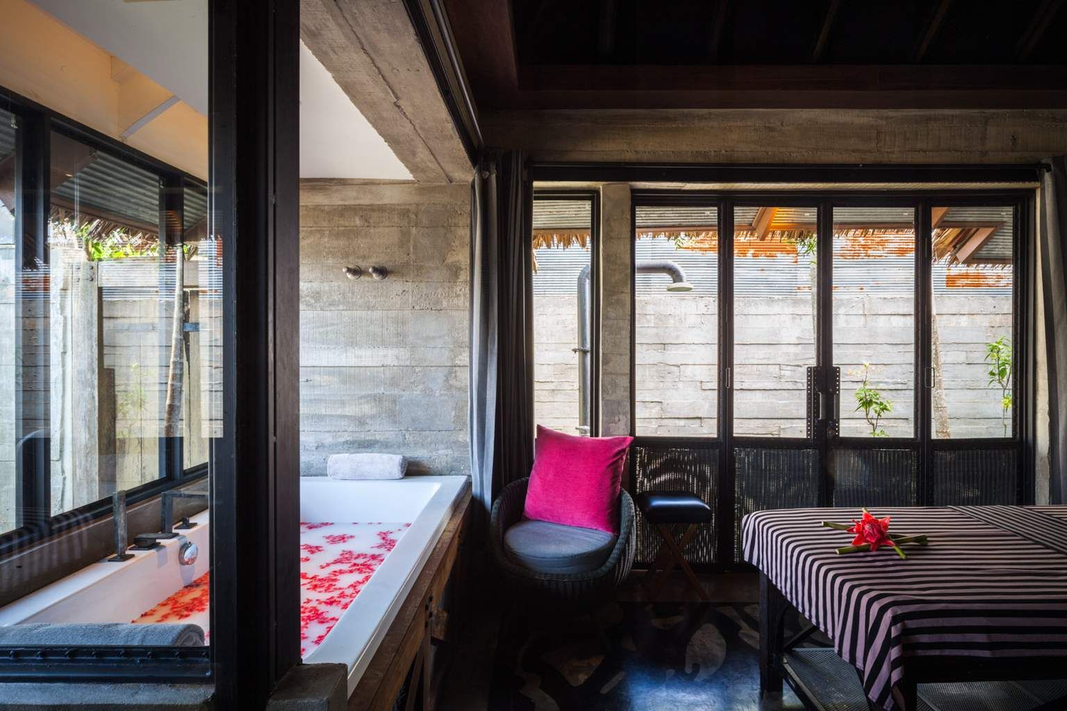 Hôtel The Slate Phuket 5* pas cher photo 14