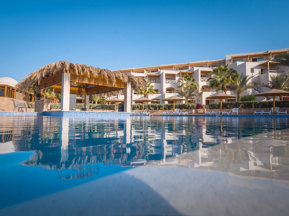 Hôtel Fort Arabesque The West Bay 4* pas cher photo 1