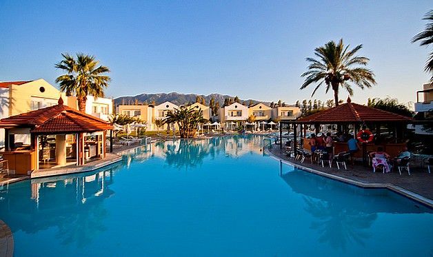 Hôtel Club Marmara Zorbas Beach 4* pas cher