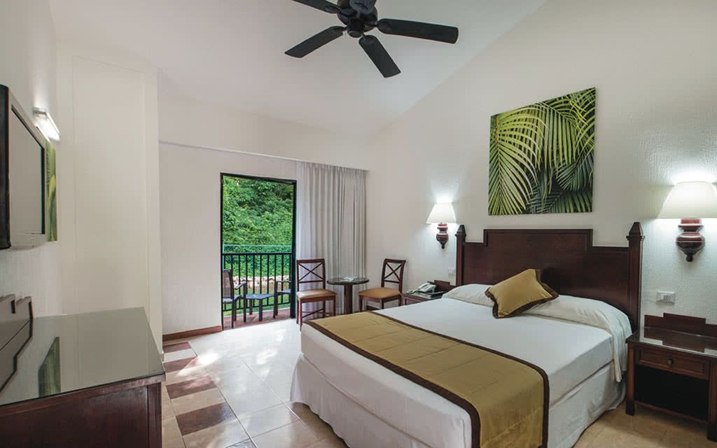 Hôtel Riu Lupita 4* pas cher
