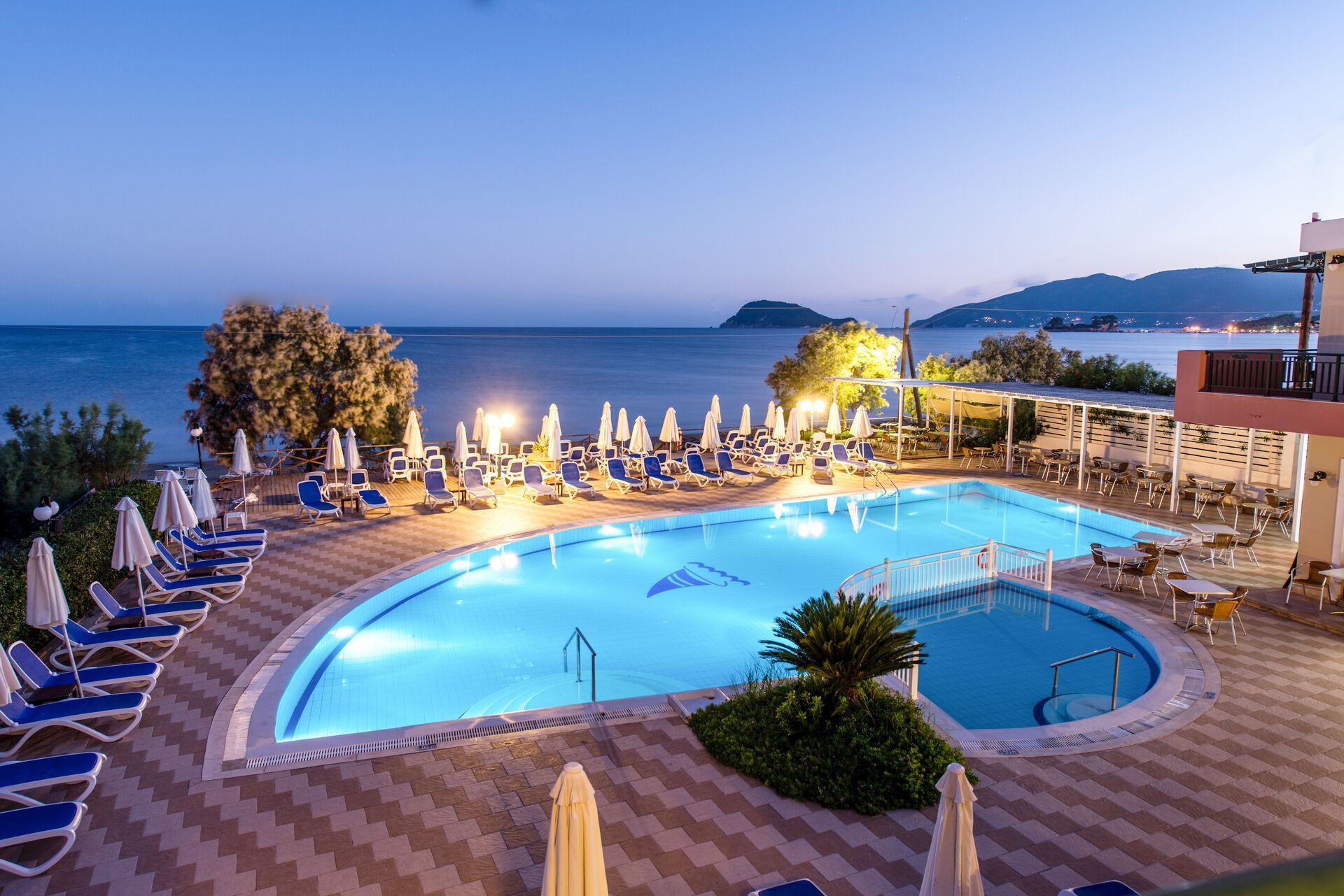 Hôtel Mediterranean Beach Resort & Spa 5* pas cher photo 1