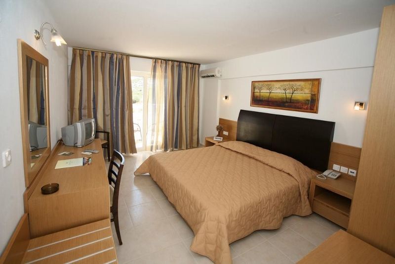 Hôtel Mediterraneo 4* pas cher photo 3
