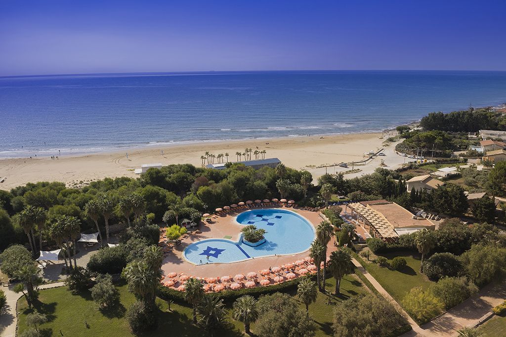 Hôtel Ôclub Experience Conte Di Cabrera 4* pas cher photo 1