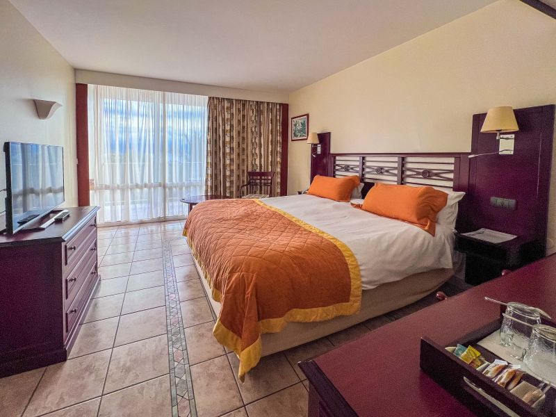 Auberge de la Vieille Tour 4* avec location de voiture pas cher photo 2