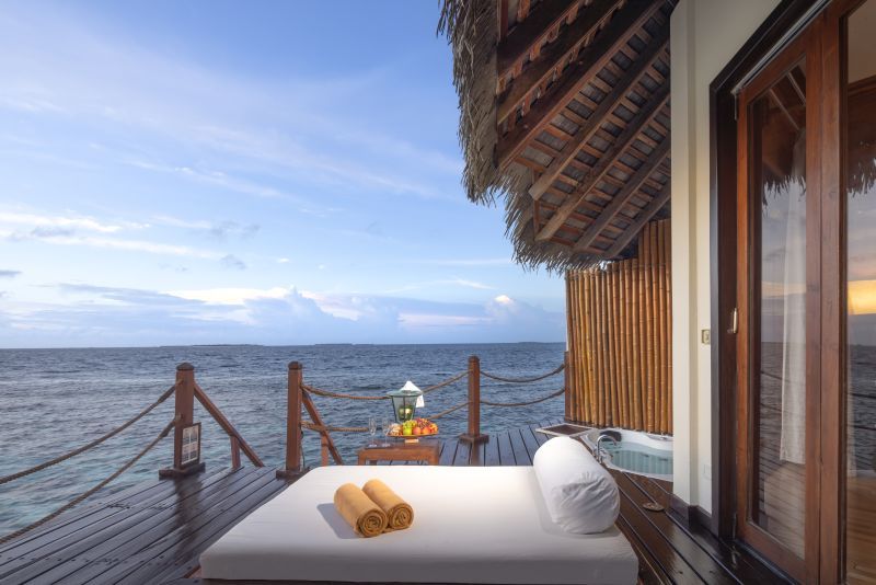 Hôtel Adaaran Prestige Water Villas 5* pas cher photo 3