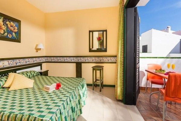 Hôtel Puerto Caleta 2* pas cher photo 5