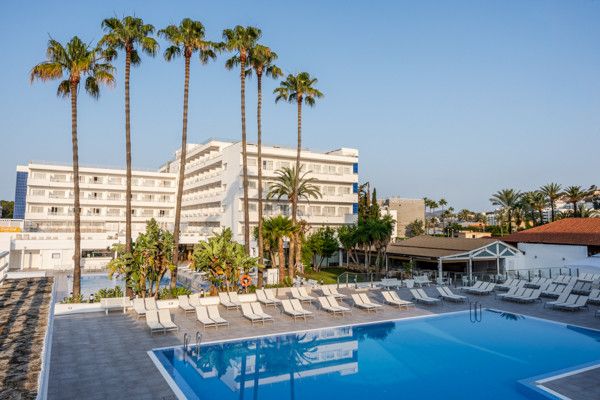 Hôtel Globales Pionero Santa Ponsa Park 4* pas cher photo 1